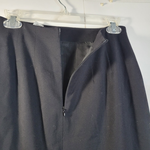 Womans Valerie Stevens Petites Stretch Black Wool/Spandex Skirt Size 8 Petite - Picture 5 of 7